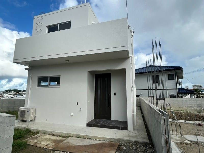 New 3LDK House for Sale in Ginowan City, Okinawa - Thumbnail 2