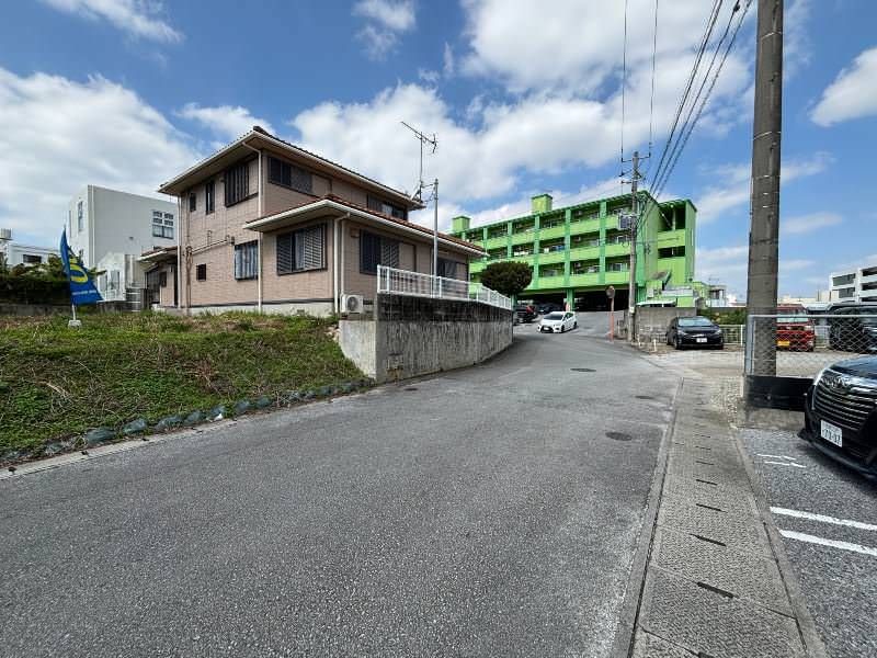 Okinawa City Land for Sale - Build Your Dream Home with No Conditions - Thumbnail 3