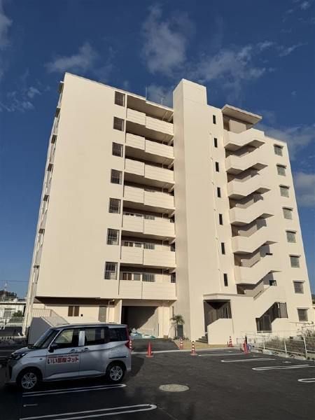 New 2LDK Apartment for Rent in Okinawa City, Okinawa - Image 1