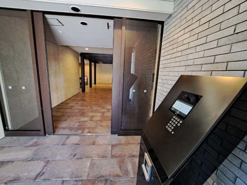 3LDK Apartment for Rent in Ginowan, Okinawa with Sea Views - Image 1
