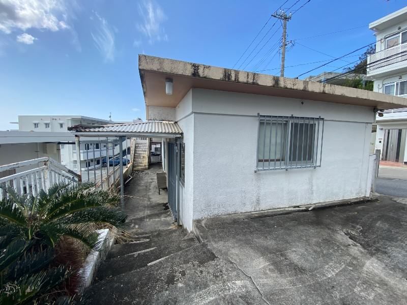 Pet-Friendly 3K House for Rent in Toyomigusuku, Okinawa - Zero Deposit - Thumbnail 2
