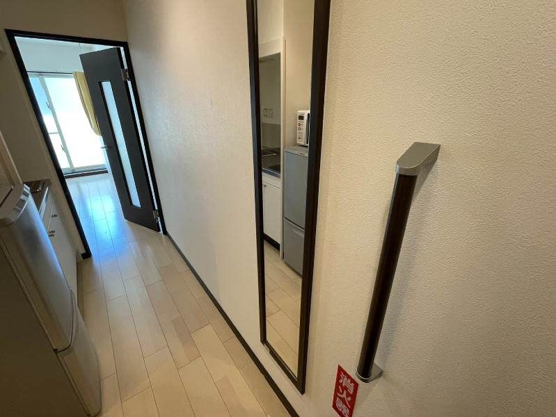 Clayno Happiness Okinawa City Misato 1K Furnished Apartment for Rent - Thumbnail 4