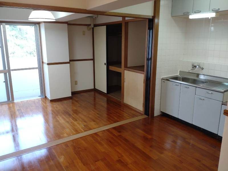 1DK Apartment for Rent in Itoman City, Okinawa - Thumbnail 3