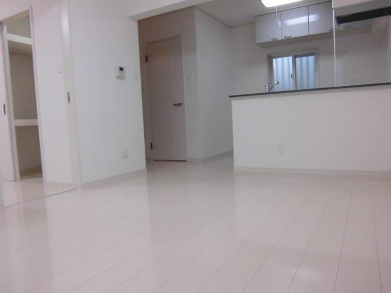 Coral Oomasa 1LDK Apartment for Rent in Itoman, Okinawa - Thumbnail 3