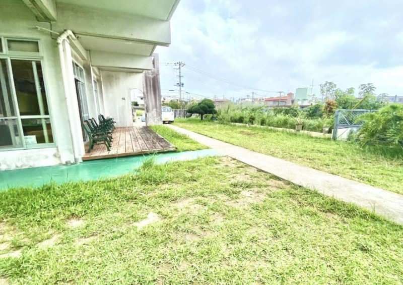 Ginowan Commercial Office for Sale | 145.72 sqm on 437 sqm Land - Thumbnail 2