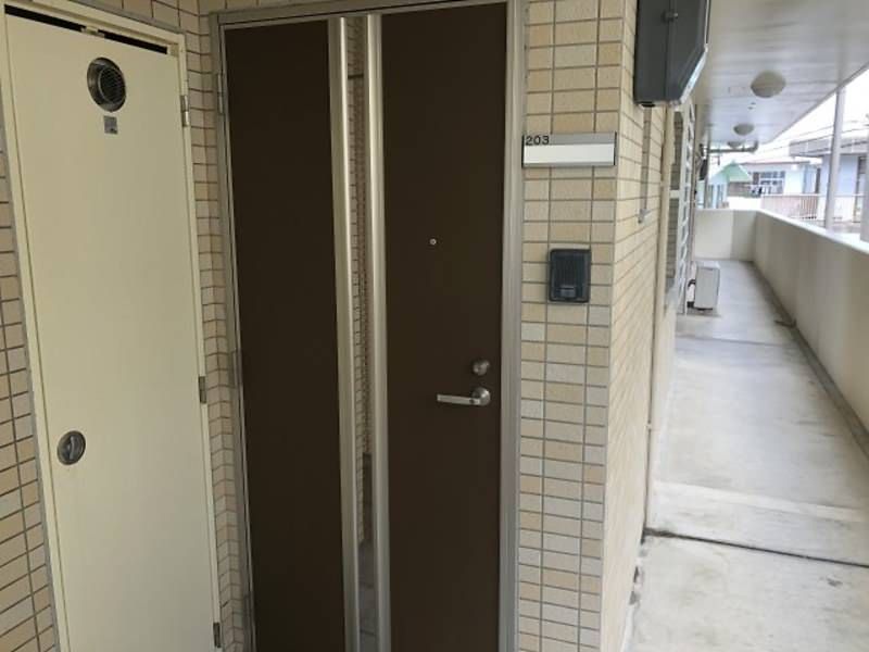 Modern 2LDK Apartment for Rent in Naha, Okinawa - Thumbnail 2