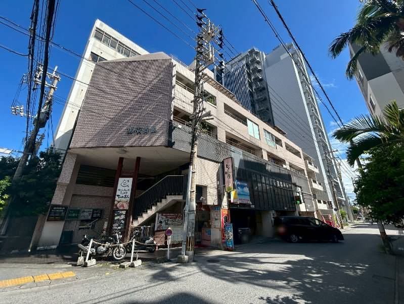 2LDK Apartment for Sale near Asahibashi Station, Naha - Thumbnail 3