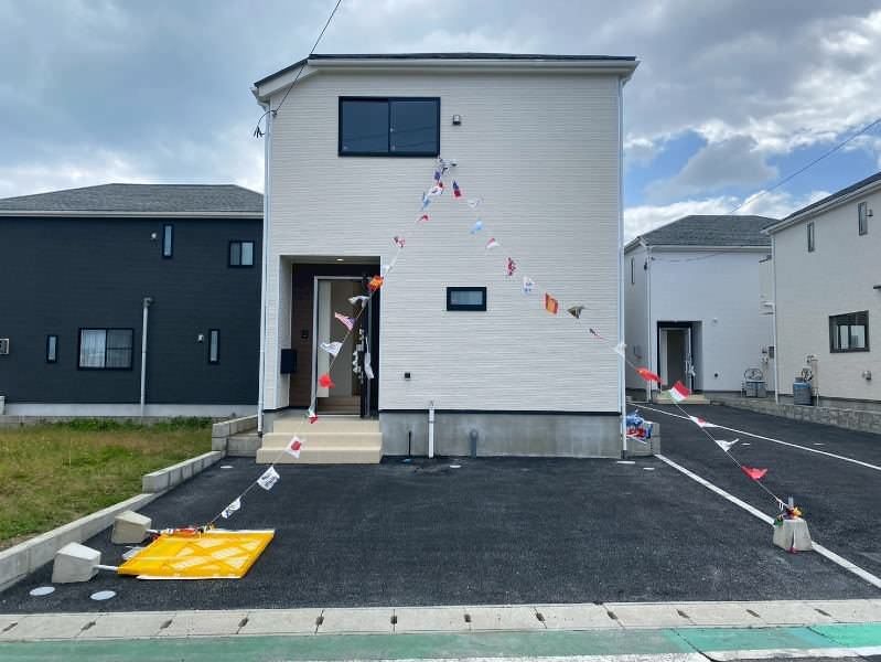 New 4LDK Detached House for Sale in Uruma, Okinawa - Thumbnail 2