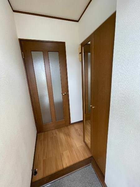 Happy Mountain 2LDK Apartment for Rent in Okinawa City - Thumbnail 3