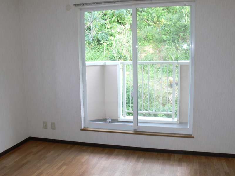 3DK Apartment for Rent in Nago City, Okinawa - Thumbnail 3
