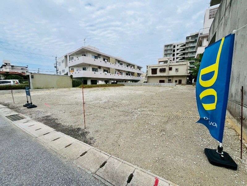 Vacant Land Plot for Sale in Okinawa City Takahara 7-chome - Thumbnail 3