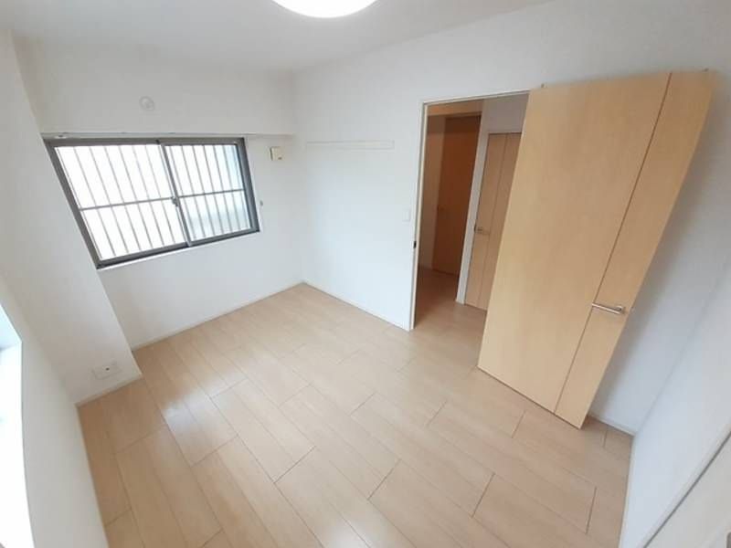 Castle Eight Nishihara Uehara 2LDK Apartment for Rent in Okinawa - Thumbnail 3