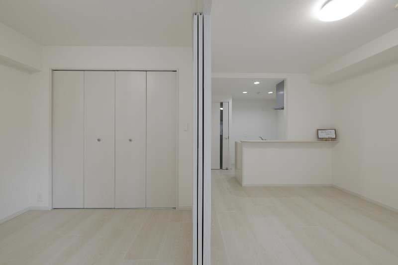 Modern 1LDK Apartment in Naha City, Okinawa - Near Asahibashi Station - Thumbnail 4