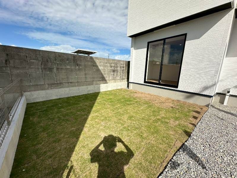 New 2025 3LDK House with Garden in Uruma, Okinawa - Thumbnail 3