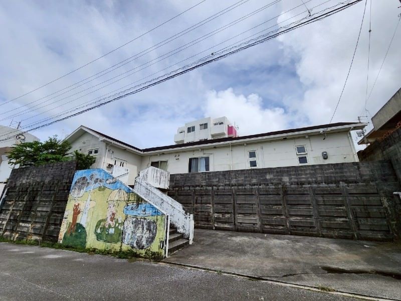 2LDK Single-Story House for Sale in Uruma City, Okinawa - Thumbnail 4