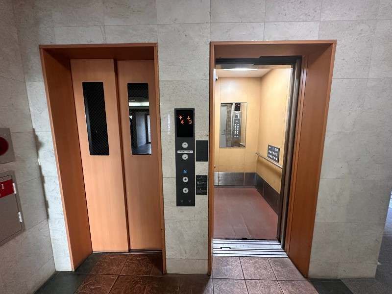 Rent 2LDK Apartment near Akamine Station, Naha with Ocean View - Thumbnail 2