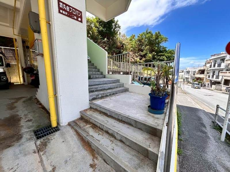 2DK Apartment for Rent in Urasoe, Okinawa - Marukin Building - Thumbnail 4