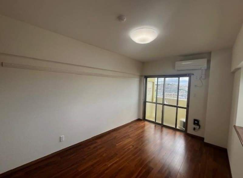 New 1K Apartment for Rent in Goroku, Naha, Okinawa - Thumbnail 3
