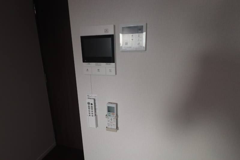 Modern 1LDK Apartment for Rent in Naha's Makishi, Okinawa - Thumbnail 4