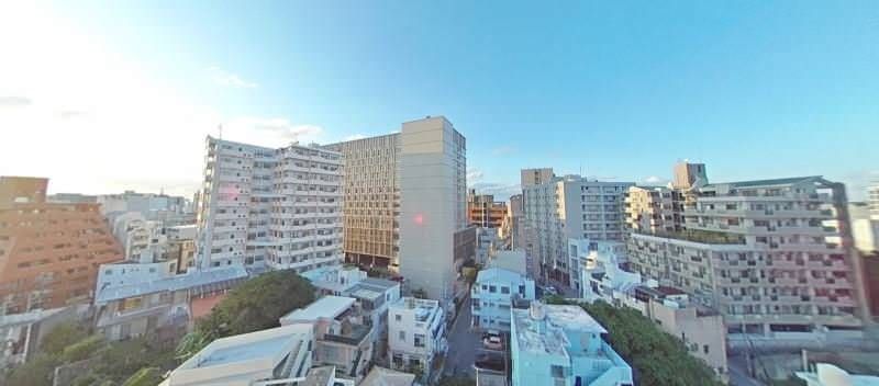 Renovated 2LDK Apartment in Naha with Pet-Friendly Policy - Thumbnail 2