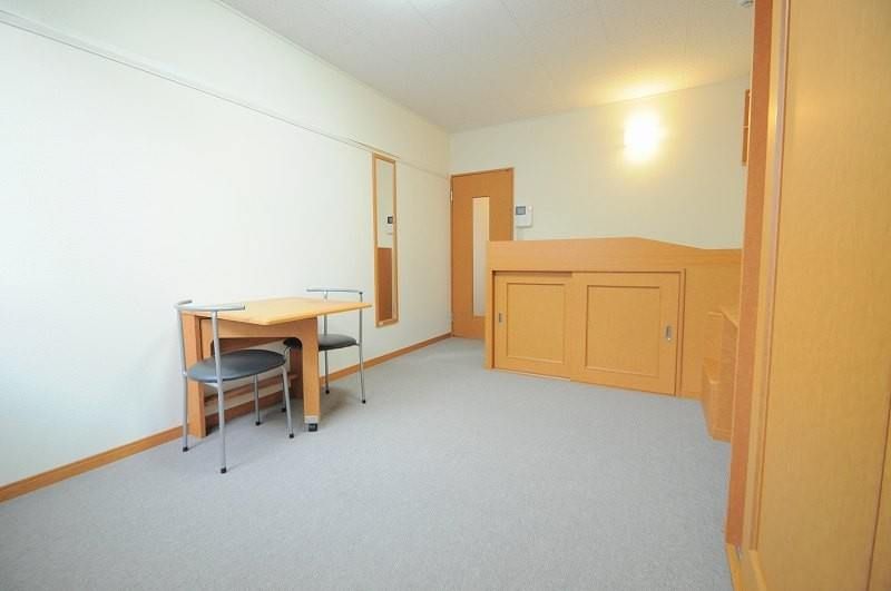 Leopalace OSHIRO 1K Furnished Apartment for Rent in Okinawa City - Thumbnail 2
