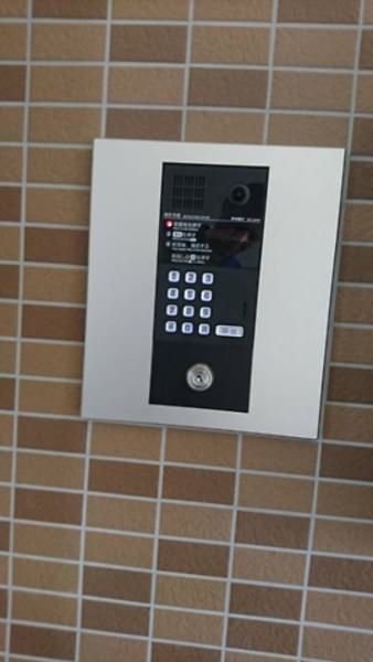 1K Apartment for Rent in Okinawa City, Okinawa - Thumbnail 3