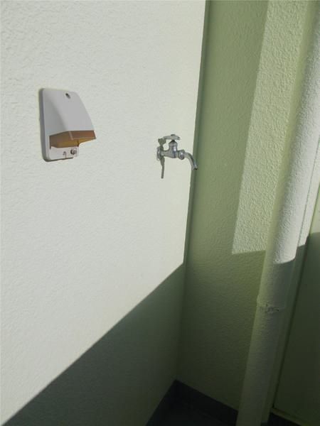3DK Rental Apartment in Ginowan Okinawa - Separate Bath & Toilet - Thumbnail 2