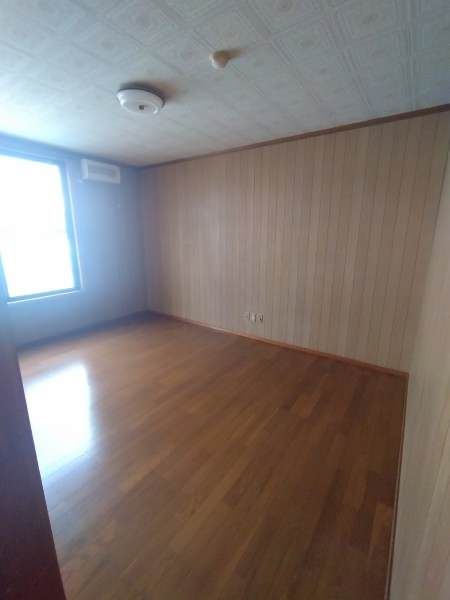 1LDK Rental Apartment in Okinawa City, Separate Bath & Toilet - Thumbnail 3