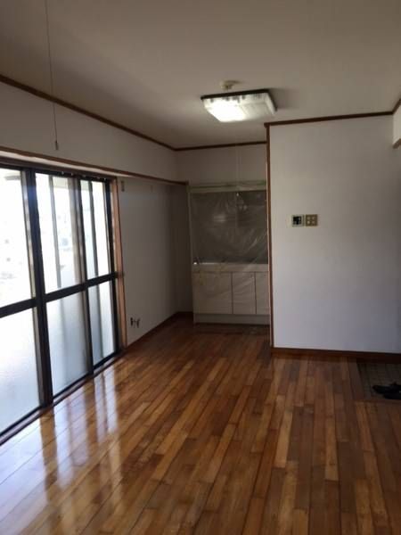 1R Apartment for Rent in Izu, Urasoe, Okinawa - 39,000 Yen - Thumbnail 4