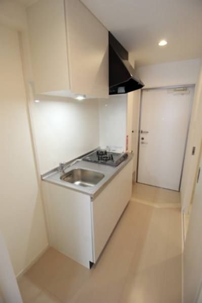 1K Apartment for Rent in Naha City, Okinawa - 21 sqm - Thumbnail 3