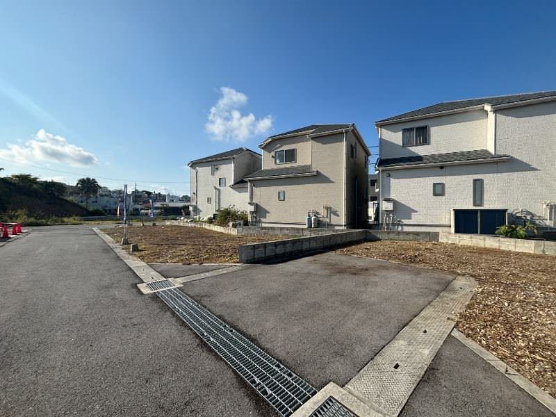 Land for Sale in Awane, Itoman City, Okinawa - 151.1 sqm Plot - Thumbnail 3