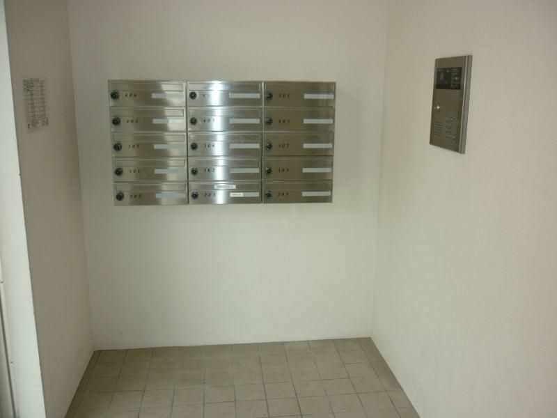 2LDK Apartment for Rent in Tomigusuku, Okinawa - 53.52m² - Thumbnail 3