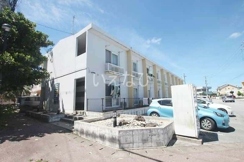 1K Apartment for Rent in Kitanakagusuku, Okinawa - Image 1