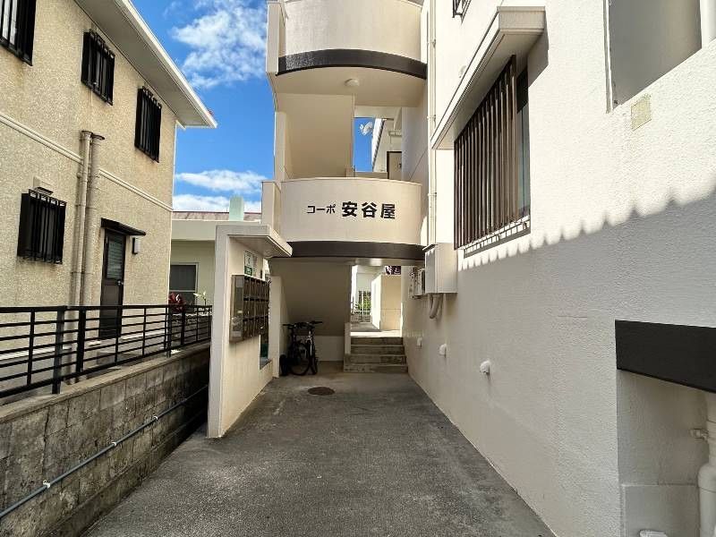 3DK Apartment for Rent in Ganaha, Tomigusuku, Okinawa - Thumbnail 2