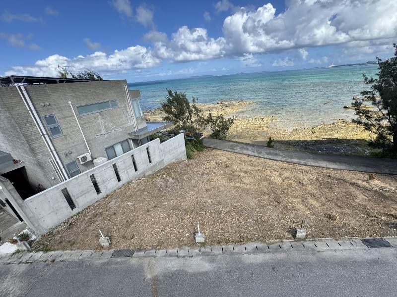 Oceanfront Land for Sale in Kin Town, Okinawa - 272 sqm - Thumbnail 2