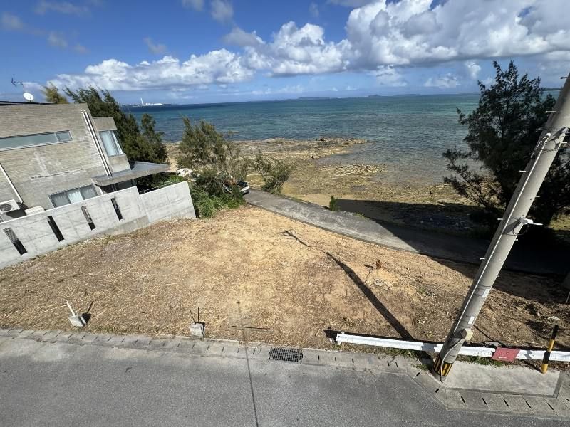 Oceanfront Land for Sale in Kin Town, Okinawa - 272 sqm - Thumbnail 3