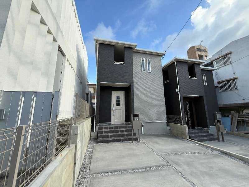 New 3LDK House for Sale in Ginowan, Okinawa - Thumbnail 2