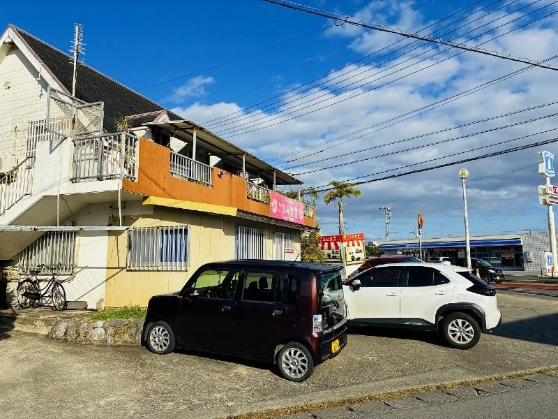 4LDK Corner Property for Sale in Kin, Okinawa with 10 Parking Spaces - Thumbnail 4