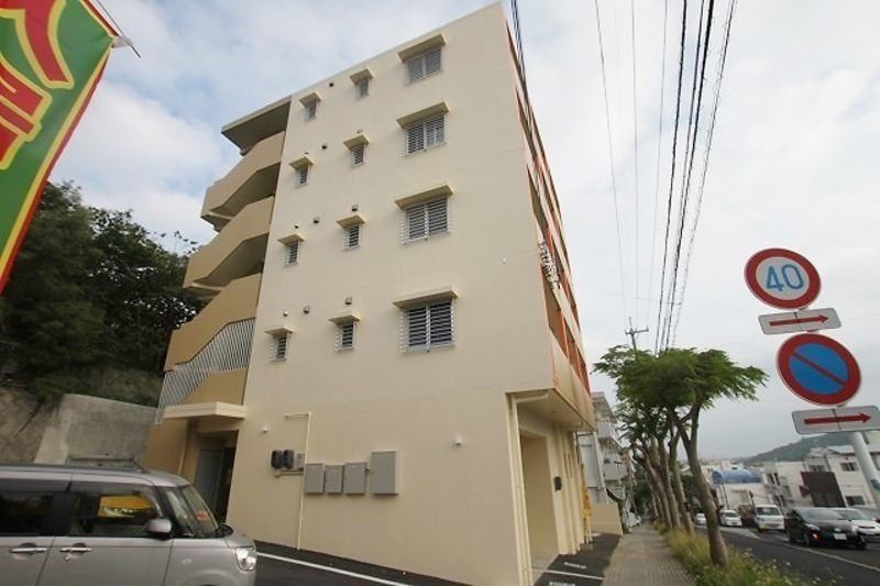 Bonneur Miona Pet-Friendly 1K Apartment for Rent in Naha, Okinawa - Thumbnail 2