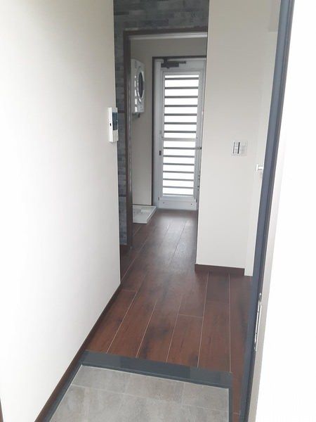 1R Apartment for Rent in Tomari, Naha, Okinawa - 63,000 Yen - Thumbnail 2