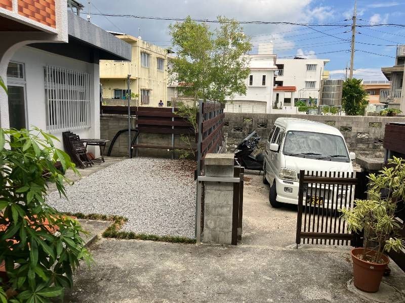 4LDK Garden House for Rent in Uruma, Okinawa - Thumbnail 3