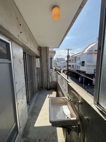 Pet-Friendly Maisonette Apartment for Rent in Naha, Okinawa - Thumbnail 4