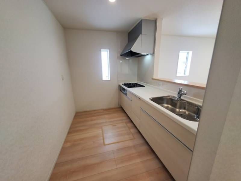 New 4LDK Detached House in Itoman, Okinawa with Shikisai Perks - Thumbnail 3