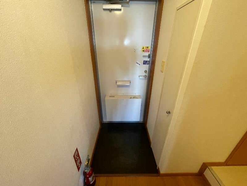 Leopalace Shintoshin Asaka 1K Furnished Apartment for Rent in Naha - Main Image