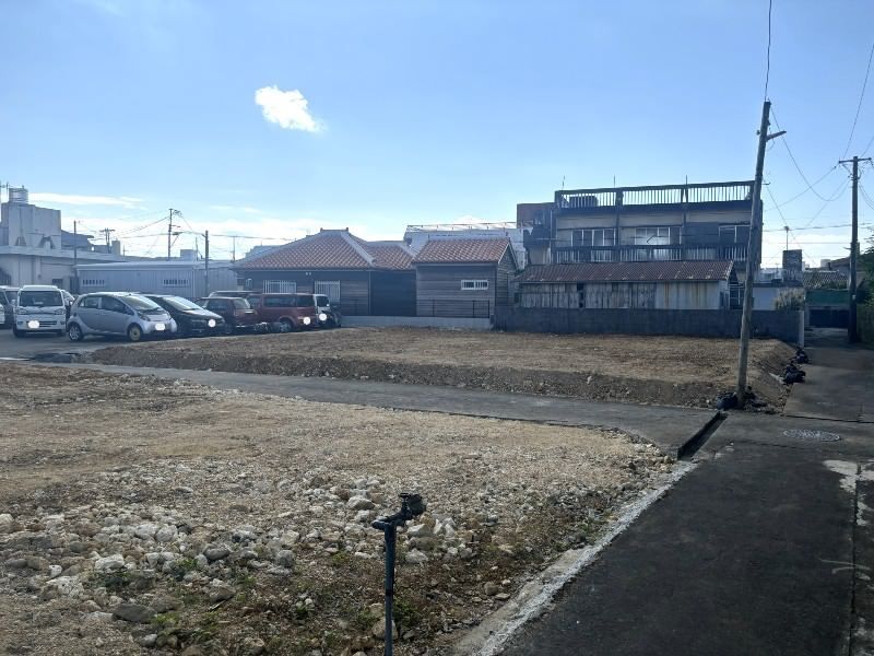 69.4 Tsubo Vacant Land for Sale Near Itoman Rotary, Okinawa - Thumbnail 4