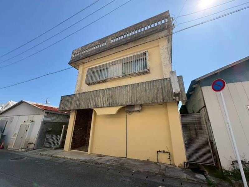 10LDK Commercial-Residential Property for Sale in Okinawa City Misato - Thumbnail 3