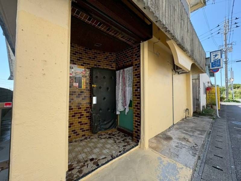 10LDK Commercial-Residential Property for Sale in Okinawa City Misato - Thumbnail 4