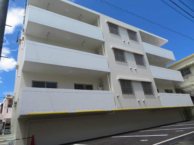 Spacious 3LDK Apartment for Rent in Kitamakagusuku, Okinawa - Thumbnail 2