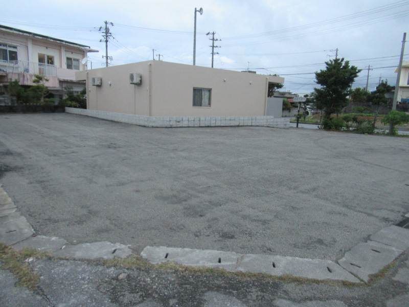 Parking Space for Rent in Ishikawa Iha, Uruma City, Okinawa - Thumbnail 2