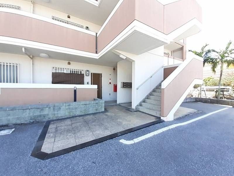 Sun Grove II 2LDK Apartment for Rent in Uruma City, Okinawa - Thumbnail 3